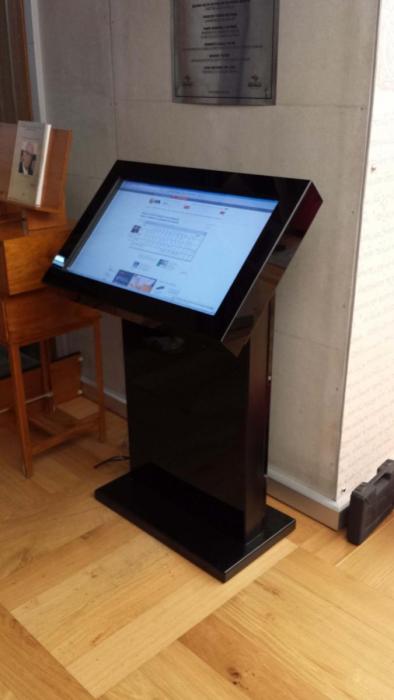 Equipa - Incor - Totem Auto Atendimento