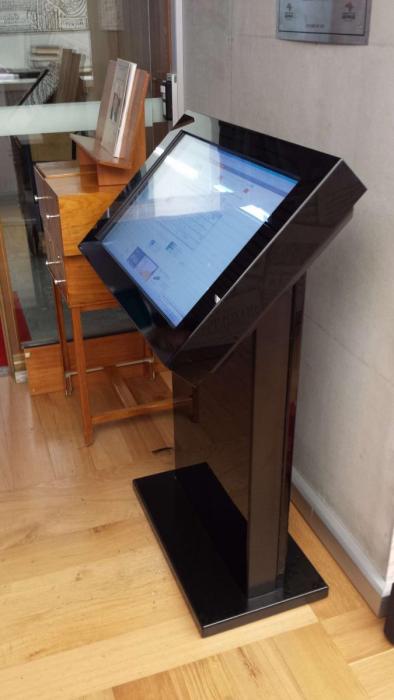 Equipa - Incor - Totem Auto Atendimento