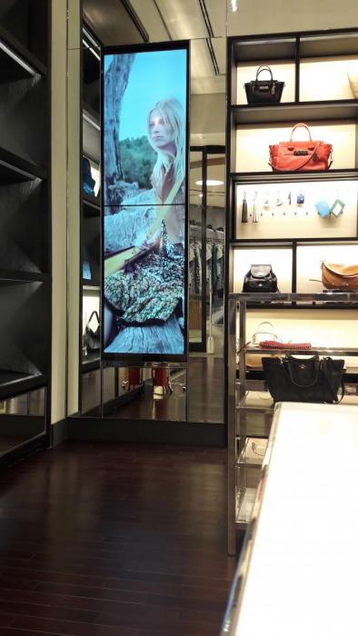 Coach - Shopping RioMar Fortaleza - Video Wall 1x2